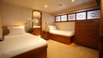 Motor yacht DAYDREAM -  Starboard Twin Cabin
